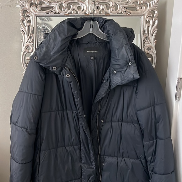 Banana republic black hooded puffer winter down coat/ jacket - Picture 3 of 6